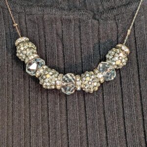 Collier cristaux glamour argentés