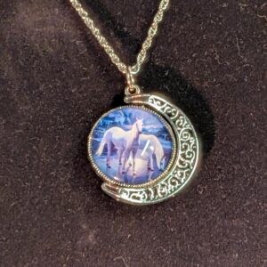 Collier duo de chevaux blancs